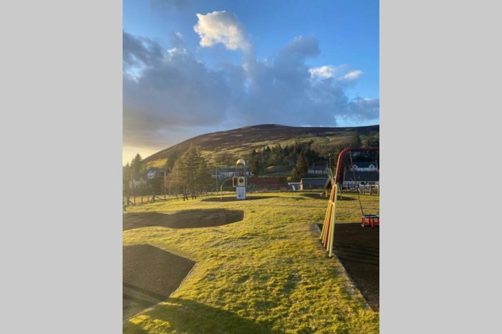 Glendyne Cottages, Highest Village In Scotland Wanlockhead 外观 照片